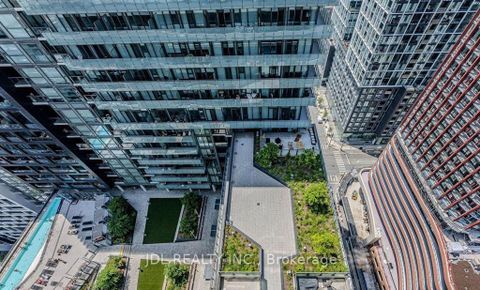 Photo 6 at 701 - 70 Princess Street, Waterfront Communities C8, Toronto