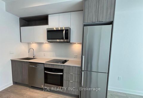 Photo 8 at 701 - 70 Princess Street, Waterfront Communities C8, Toronto