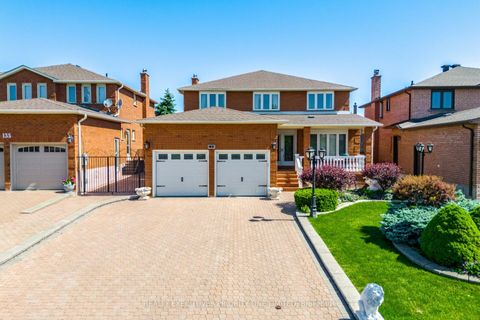 Photo 1 at 139 Jade Crescent, West Woodbridge, Vaughan