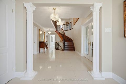 Photo 3 at 139 Jade Crescent, West Woodbridge, Vaughan