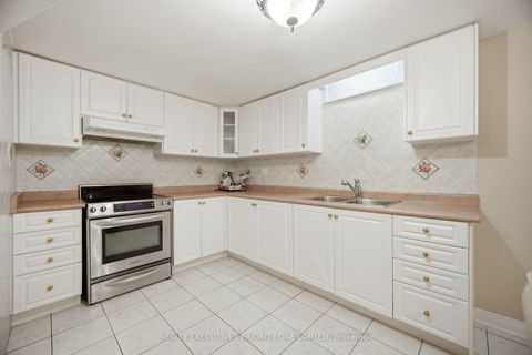 Photo 37 at 139 Jade Crescent, West Woodbridge, Vaughan