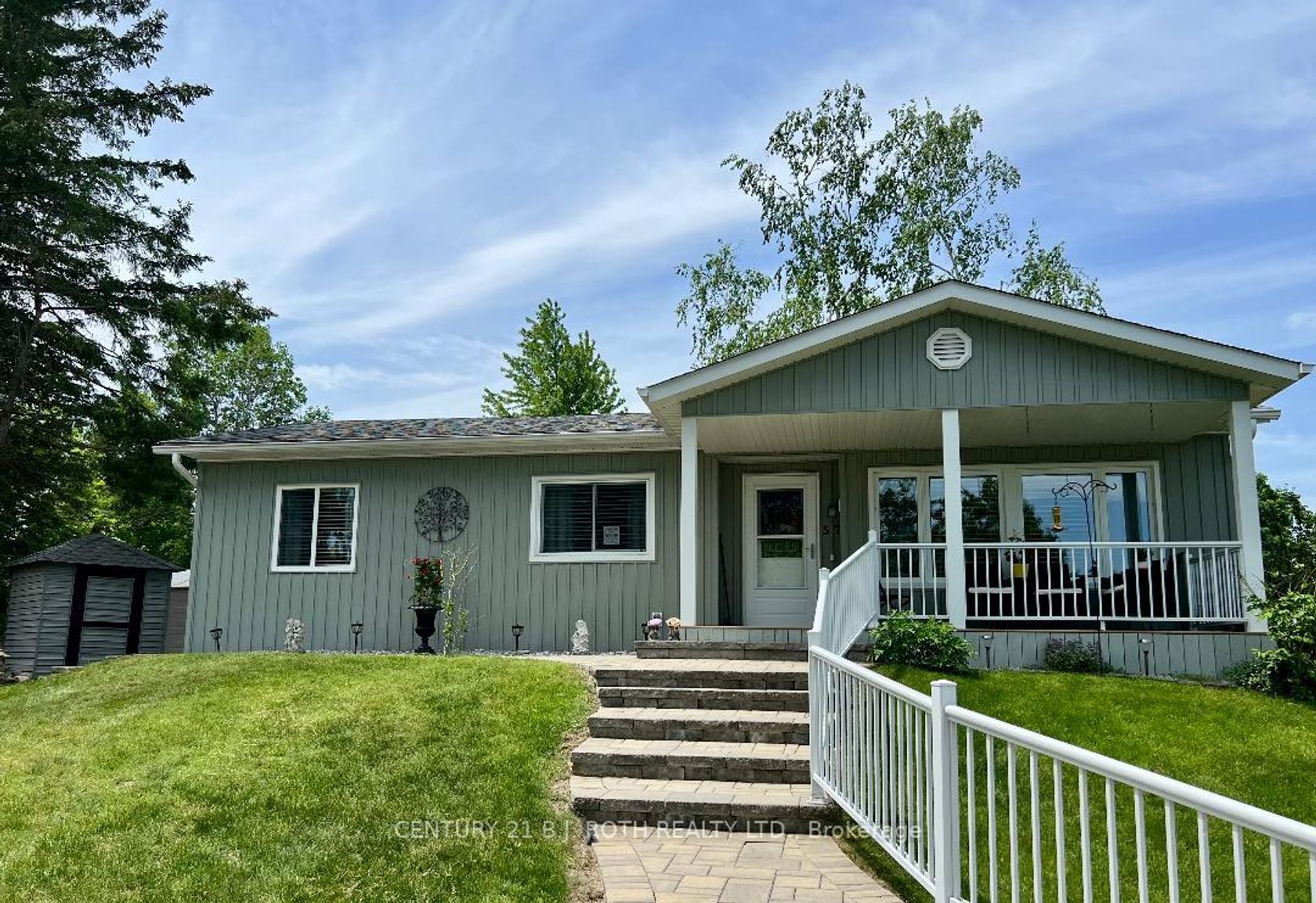 57 Main Street, Rural Innisfil, Innisfil photo number 2