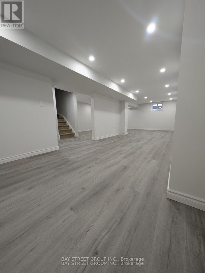 Photo 10 at 44 Lilac Avenue, Willowbrook, Markham