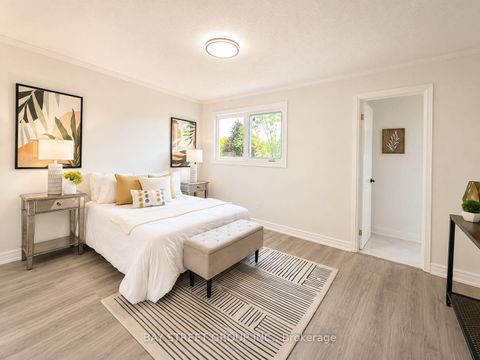 Photo 7 at 44 Lilac Avenue, Willowbrook, Markham
