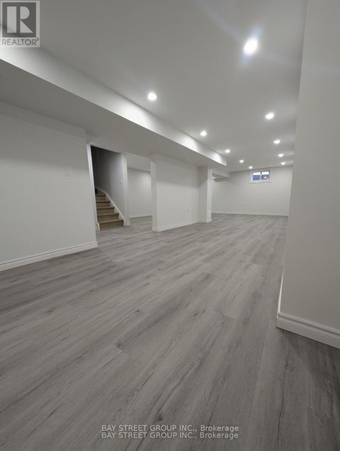 Photo 10 at 44 Lilac Avenue, Willowbrook, Markham