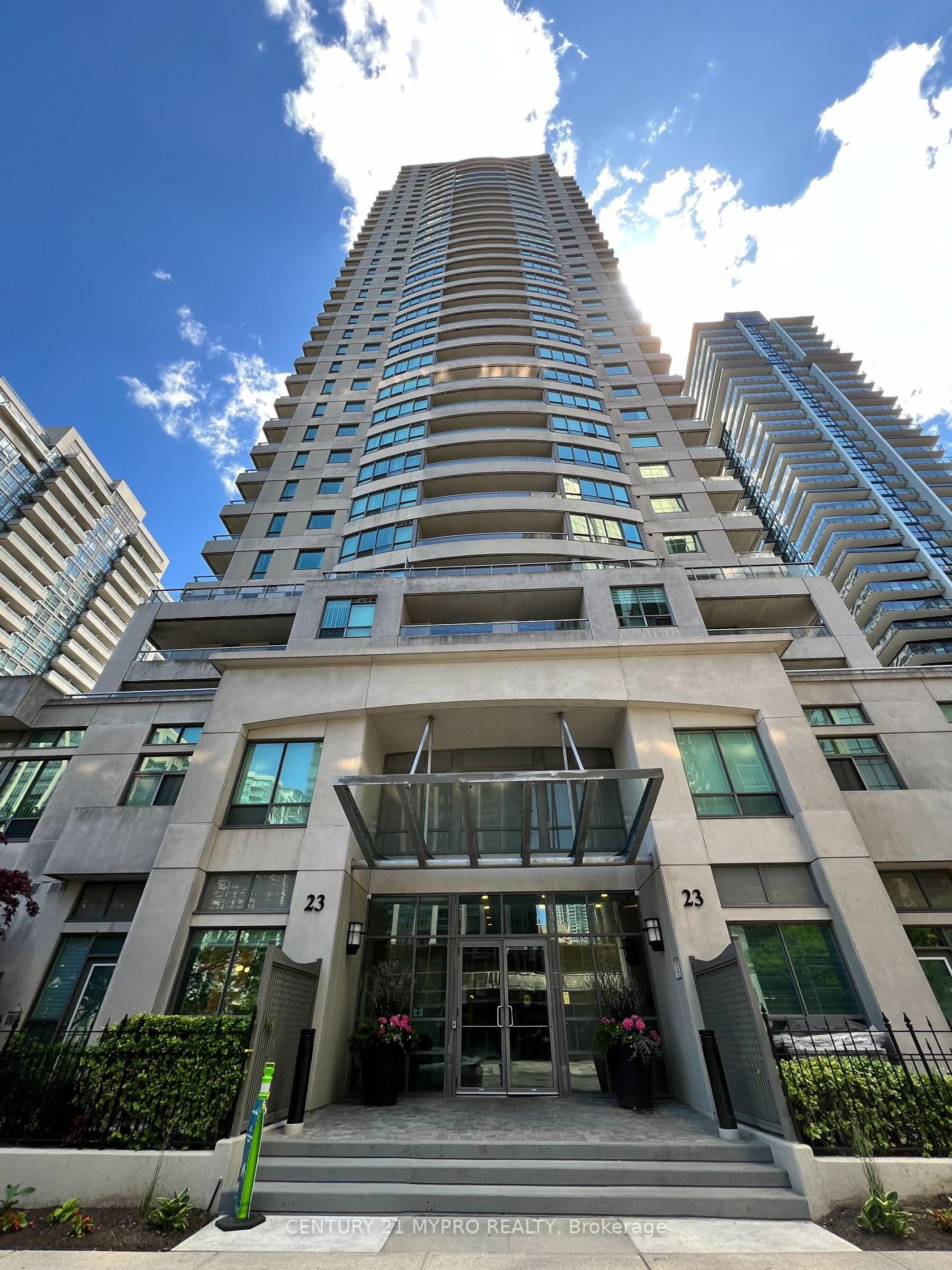 2702 - 23 Hollywood Avenue, Willowdale East, Toronto photo number 2