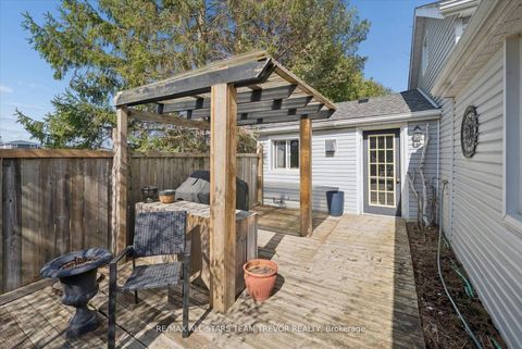 Photo 29 at 24082 Warden Avenue, Belhaven, Georgina