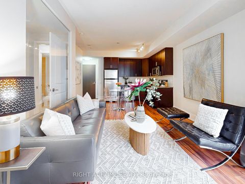 Photo 9 at 1232 - 560 Front Street W, Waterfront Communities C1, Toronto