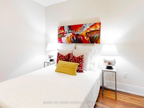 Photo 16 at 1232 - 560 Front Street W, Waterfront Communities C1, Toronto