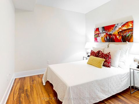 Photo 17 at 1232 - 560 Front Street W, Waterfront Communities C1, Toronto