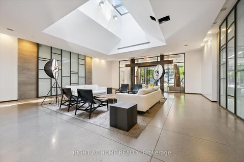 Photo 3 at 418 - 1030 King Street W, Niagara, Toronto