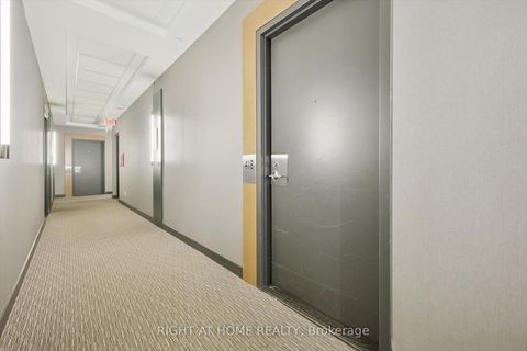 Photo 4 at 418 - 1030 King Street W, Niagara, Toronto
