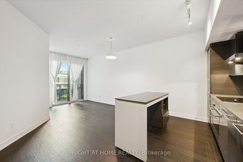Photo 6 at 418 - 1030 King Street W, Niagara, Toronto