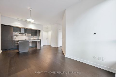 Photo 12 at 418 - 1030 King Street W, Niagara, Toronto