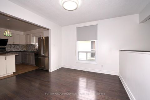 Photo 7 at 7 HURON Street, North Shore, Barrie
