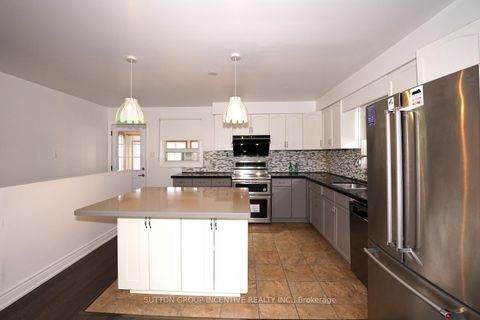 Photo 8 at 7 HURON Street, North Shore, Barrie