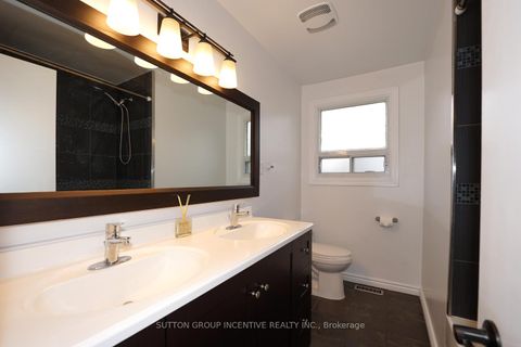 Photo 17 at 7 HURON Street, North Shore, Barrie