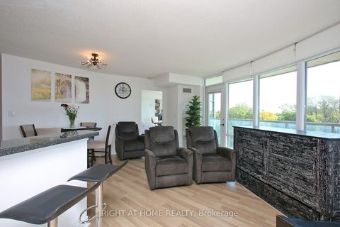Photo 5 at 505 - 3830 Bathurst Street, Clanton Park, Toronto