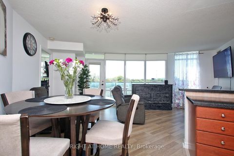 Photo 8 at 505 - 3830 Bathurst Street, Clanton Park, Toronto