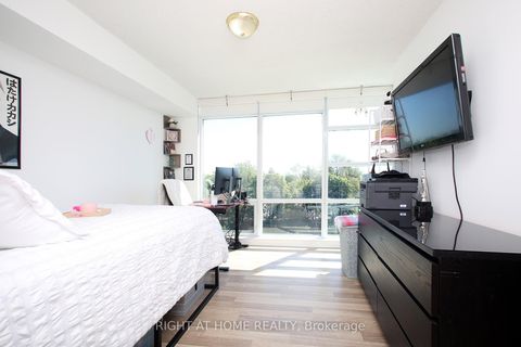 Photo 15 at 505 - 3830 Bathurst Street, Clanton Park, Toronto