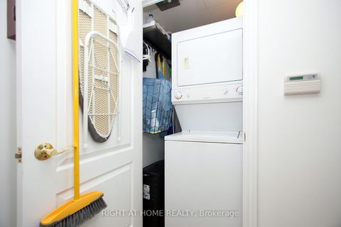 Photo 24 at 505 - 3830 Bathurst Street, Clanton Park, Toronto