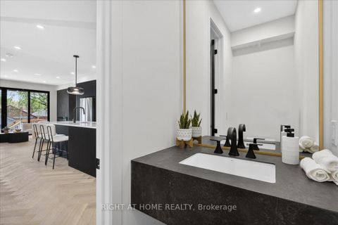 Photo 16 at 15B ROSEMEADE Avenue, Queensway, Toronto