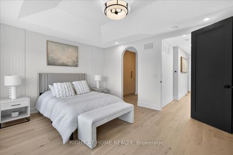 Photo 22 at 15B ROSEMEADE Avenue, Queensway, Toronto