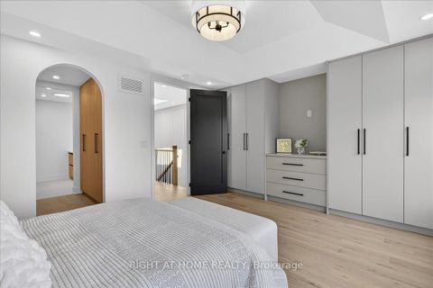 Photo 23 at 15B ROSEMEADE Avenue, Queensway, Toronto