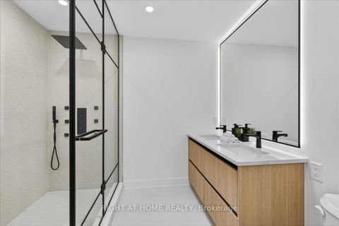 Photo 25 at 15B ROSEMEADE Avenue, Queensway, Toronto