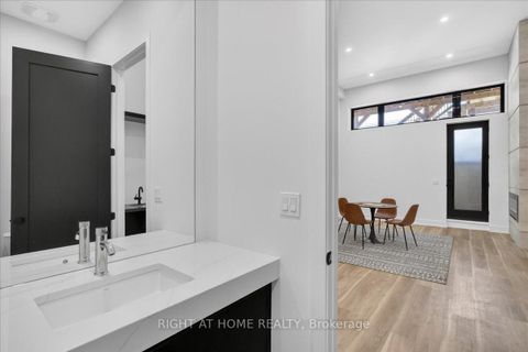 Photo 40 at 15B ROSEMEADE Avenue, Queensway, Toronto