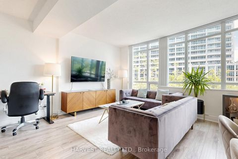 Photo 14 at 380 - 209 Fort York Boulevard, Niagara, Toronto