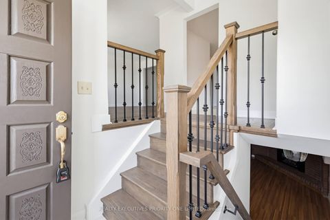 Photo 3 at 55 Picaro Drive, Jane Heights, Toronto