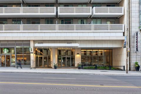 Photo 1 at 3905 - 2221 Yonge Street, Mount Pleasant West, Toronto