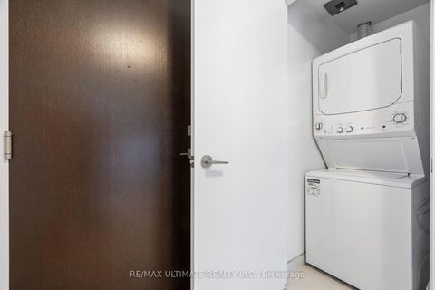 Photo 14 at 3905 - 2221 Yonge Street, Mount Pleasant West, Toronto