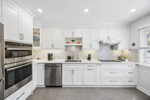 Photo 7 at 31 Flaming Roseway, Willowdale East, Toronto