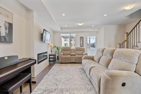 Photo 5 at 324 Laplante Street, Summerhill Estates, Newmarket