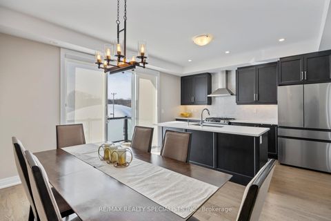 Photo 14 at 324 Laplante Street, Summerhill Estates, Newmarket
