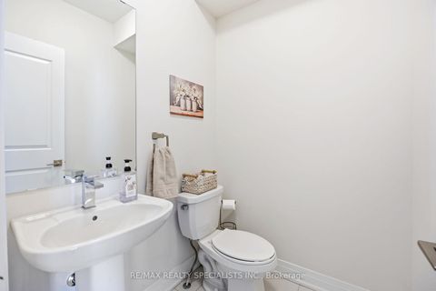 Photo 35 at 324 Laplante Street, Summerhill Estates, Newmarket