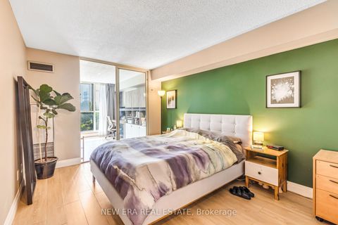 Photo 14 at 437 - 22 Southport Street, Swansea, Toronto