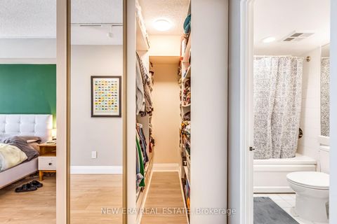 Photo 15 at 437 - 22 Southport Street, Swansea, Toronto