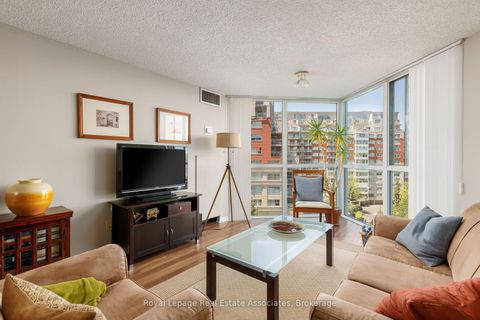 Photo 8 at 411 - 7 Concorde Place, Don Mills, Toronto