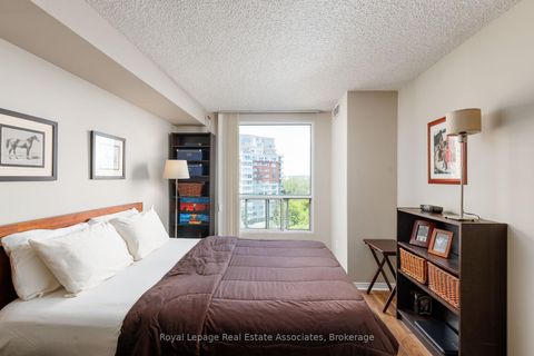 Photo 16 at 411 - 7 Concorde Place, Don Mills, Toronto