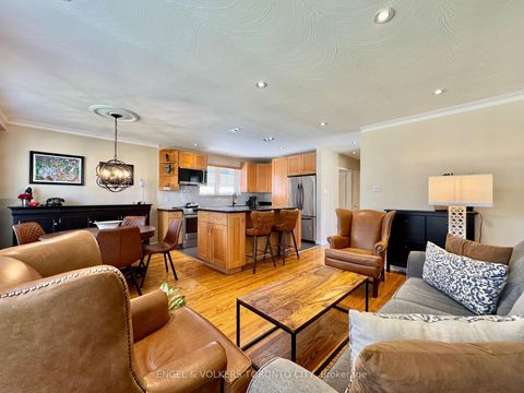 Photo 1 at 41 Paragon Road, The Westway, Toronto