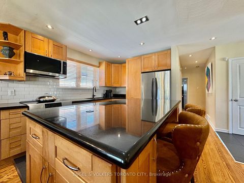 Photo 5 at 41 Paragon Road, The Westway, Toronto