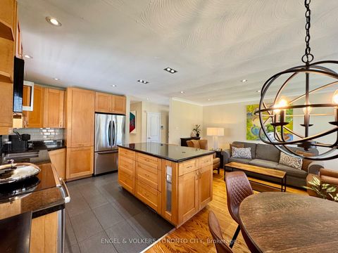 Photo 15 at 41 Paragon Road, The Westway, Toronto