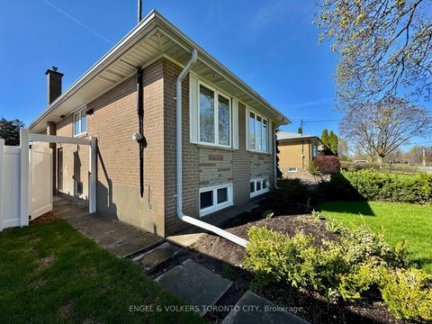 Photo 36 at 41 Paragon Road, The Westway, Toronto