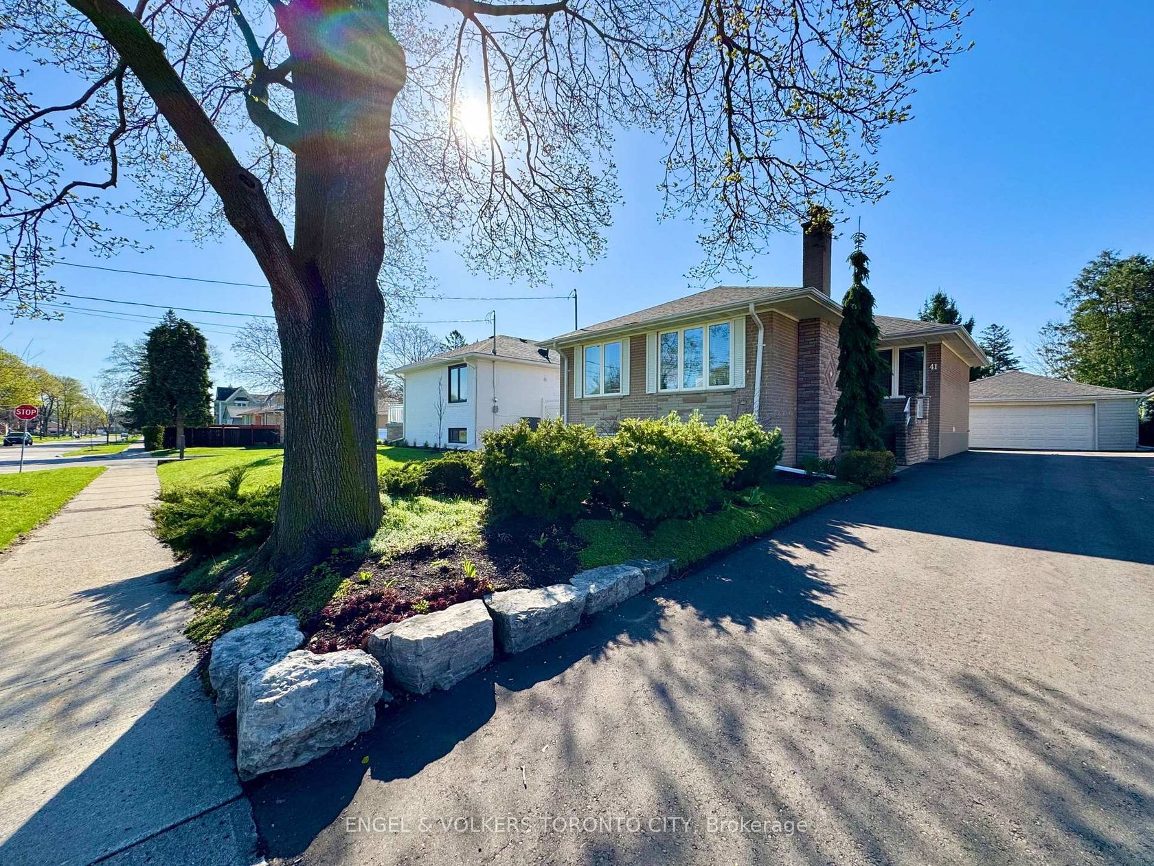 41 Paragon Road, The Westway, Toronto 
