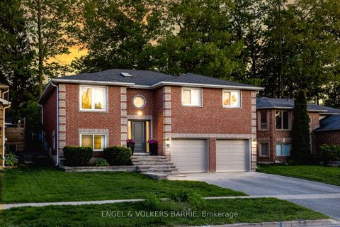 Photo 0 at 560 Leacock Drive, Northwest, Barrie