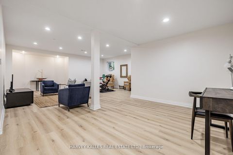 Photo 26 at 145 Rodeo Drive, Yorkhill, Vaughan