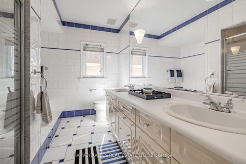 Photo 40 at 145 Rodeo Drive, Yorkhill, Vaughan